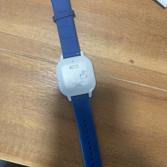 Gizmo Watch - Picture 2 of 2